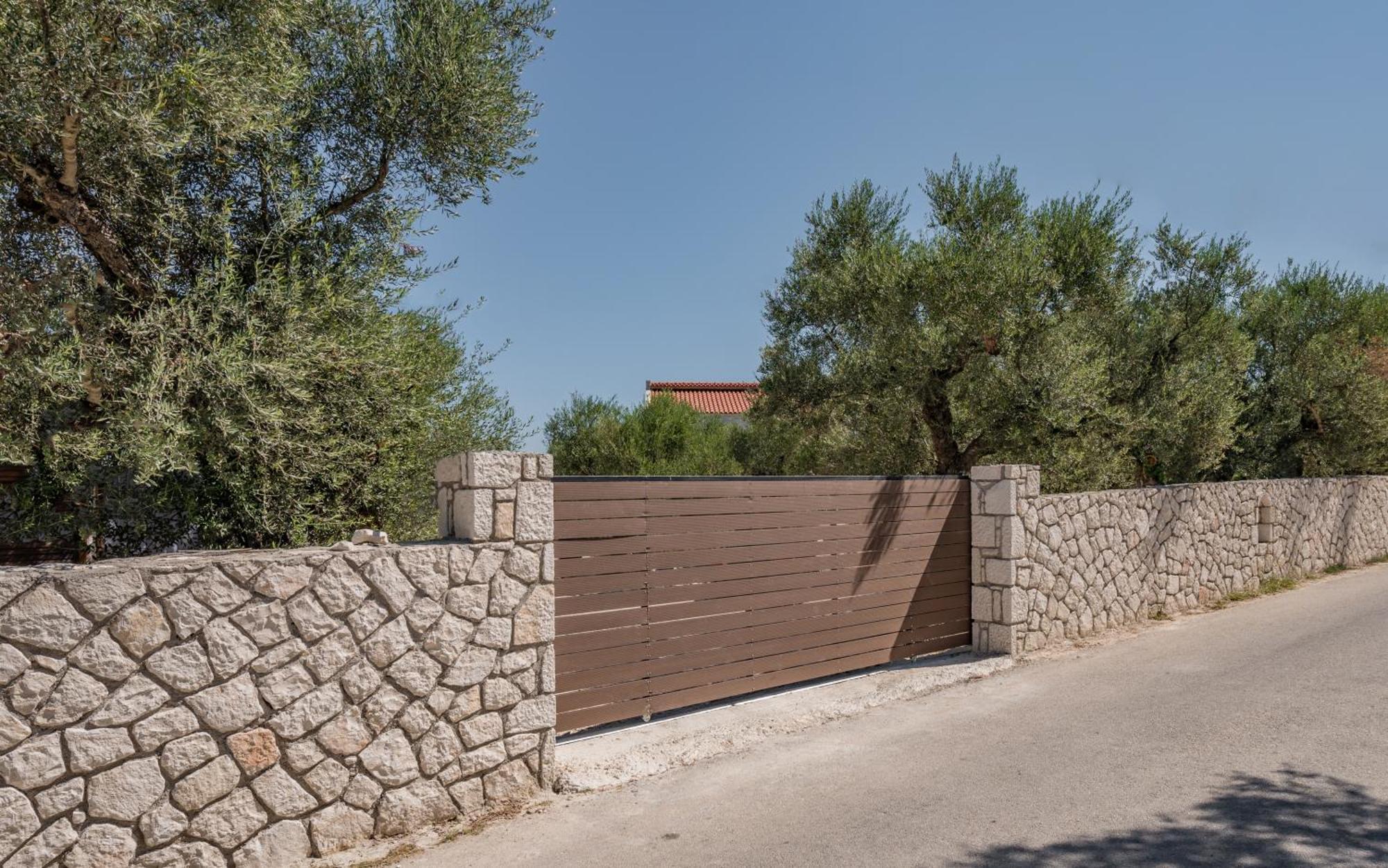 Astarte Villas - Petra Elia Private Villa With Pool Plánosz Kültér fotó